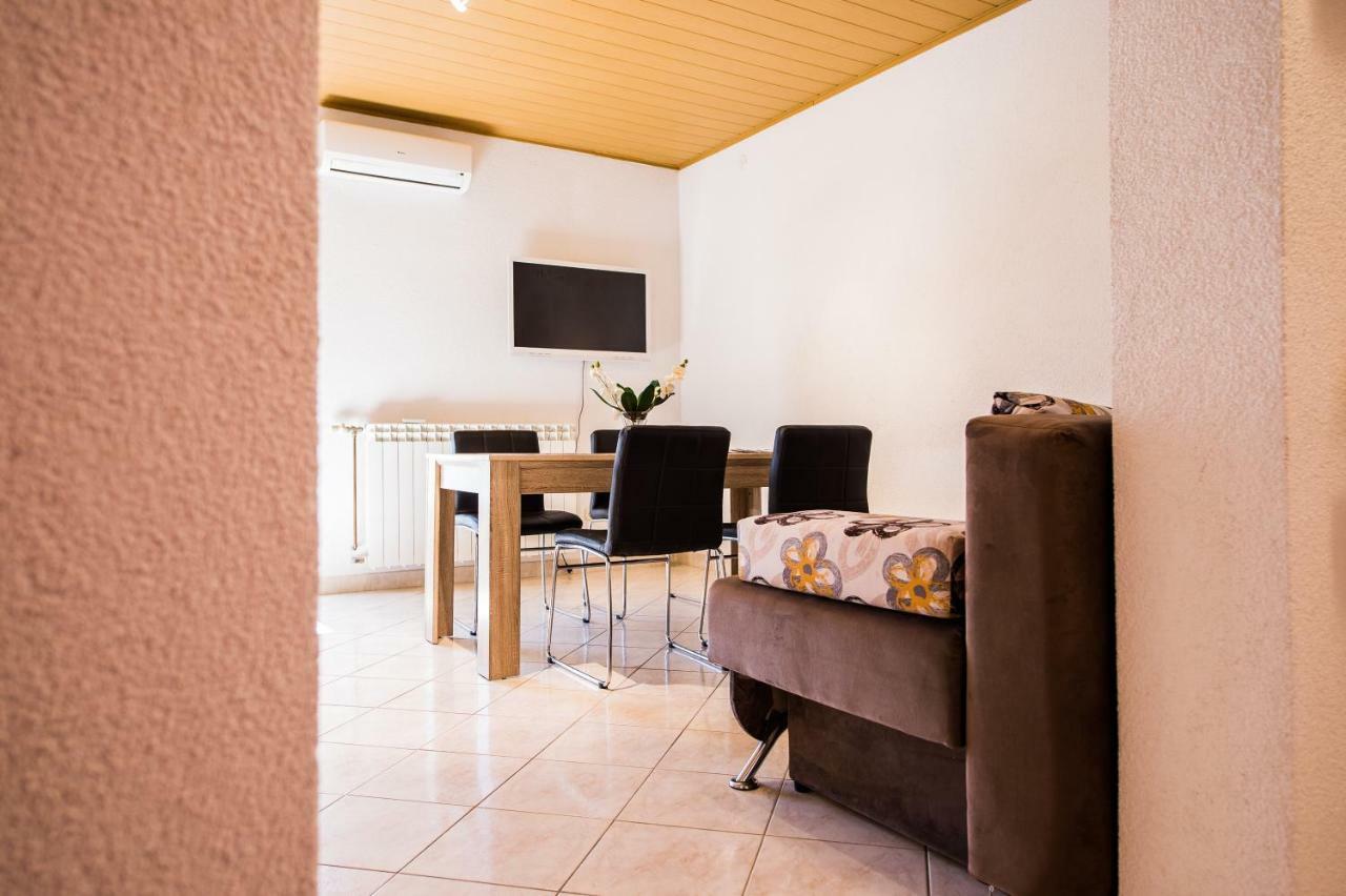 Mila Apartment Podstrana